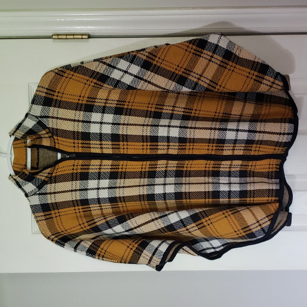 Yellow gold and black plaid zip up poncho womens med Steelers colors